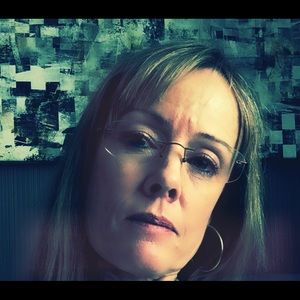 Meet your Posher, Renee